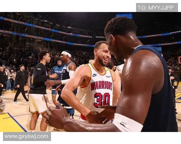 勇士与森林狼2017年精彩对决回放重温篮球激情与精彩瞬间